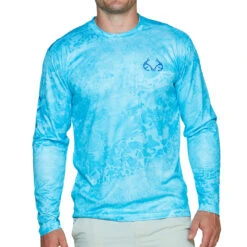 Realtree Men's Top Water Fishing Performance SPF 50+ Long Sleeve Shirt -Realtree C11077 Light Blue Front Model 46639.1649100902