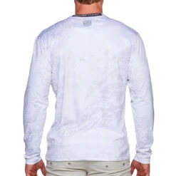 Realtree Men's Top Water Fishing Performance SPF 50+ Long Sleeve Shirt -Realtree C11077 White Back Model 84779.1649103167