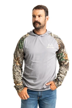 Realtree Men's Folsom Performance Hooded Long Sleeve Tee | EDGE