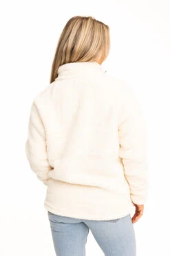 Realtree Women's Jolene Gray Sherpa 1/4 Zip Pullover -Realtree C30384 TN BACK 83890.1693240774