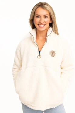 Realtree Women's Jolene Gray Sherpa 1/4 Zip Pullover -Realtree C30384 TN FRONT 66082.1693240774
