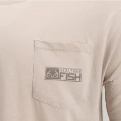 Realtree Men's Fish Just Get Out There Marlin Short Sleeve Shirt -Realtree RF150 GY Pocket 72603.1658774608