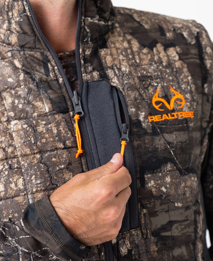 Realtree Men's Camo Pro Staff Reversible Hybrid Puffer Vest Realtree Men's Camo Pro Staff Reversible Hybrid Puffer Vest -Realtree RO530 TM ZIPPERED POCKET 25432.1684270843