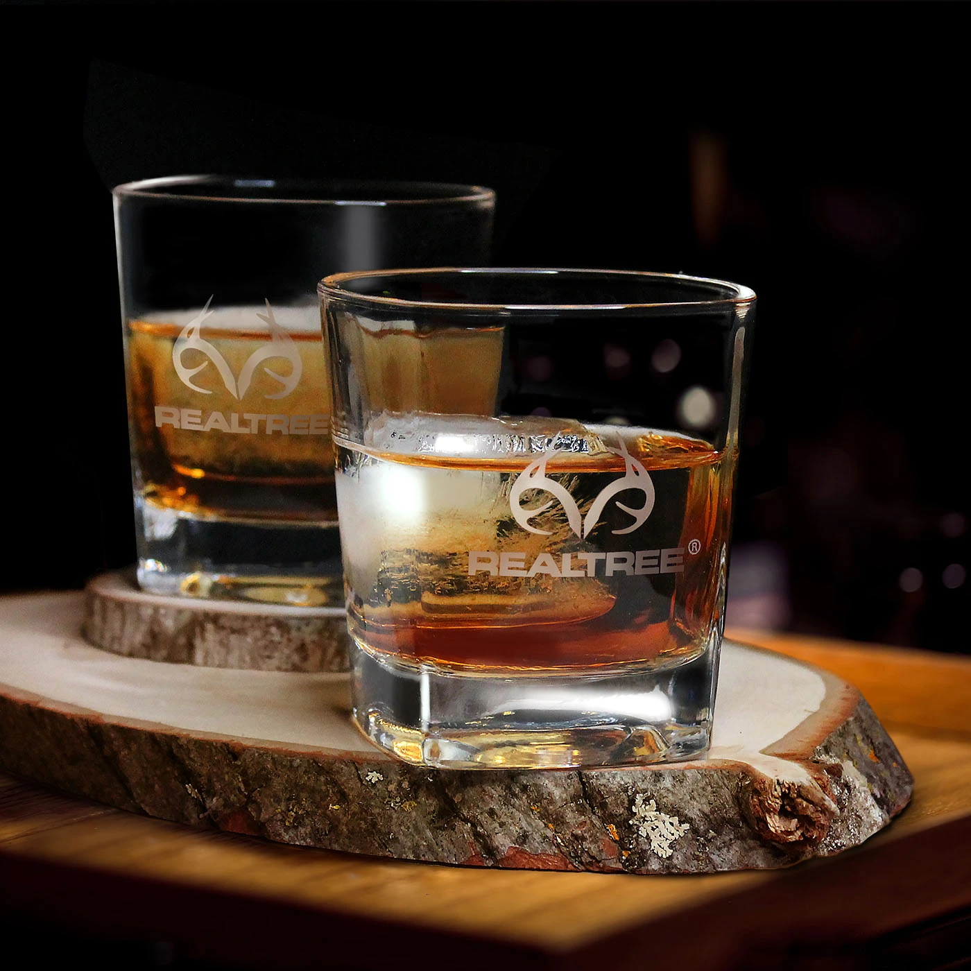 Realtree Whiskey Glasses - Set of 4 Realtree Whiskey Glasses - Set Of 4 -Realtree RTS RTWKGL CL images 13493.1629925146